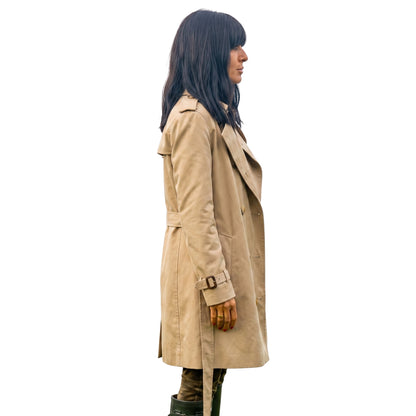 Claudia Winkleman The Traitors UK S02 Beige Coat