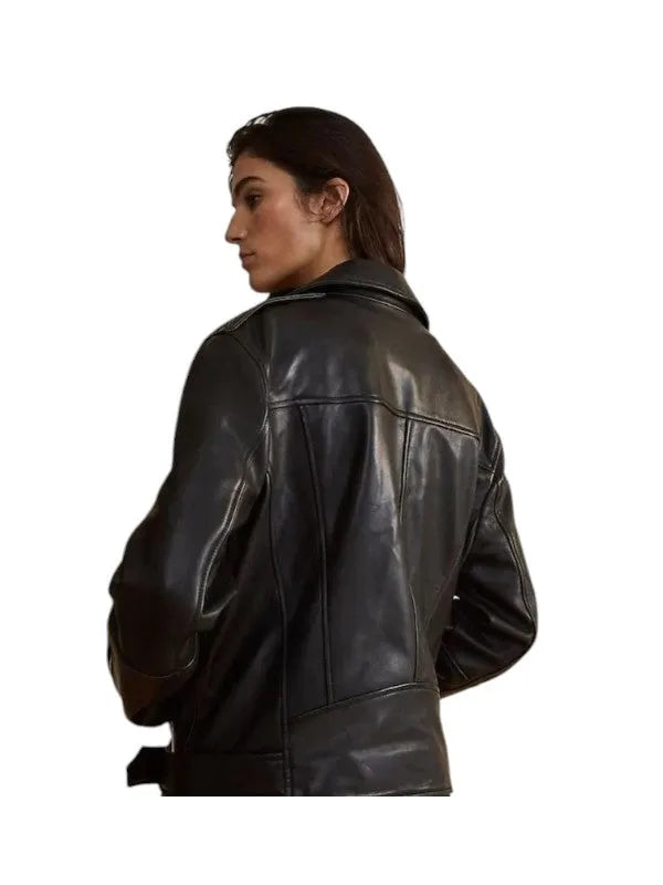 Women’s oversized 90s biker jacket with relaxed fit and retro look.