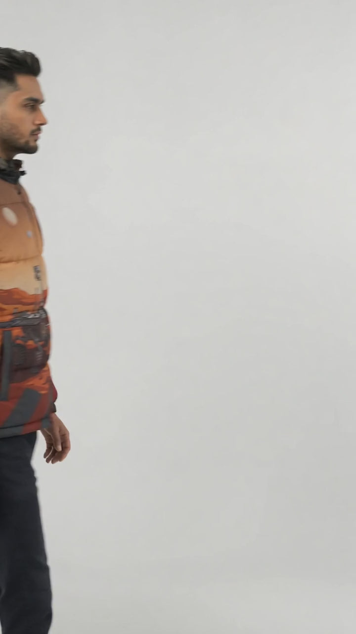 Men’s Astronaut Print Hooded Puffer Jacket
